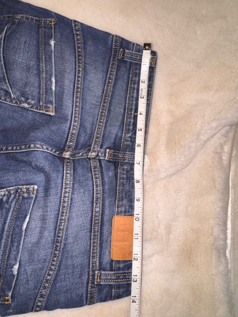 ✨4+ 50% OFF| ✨ PLAESE ITALY Women's Blue Jeans with Heart Pocket Accent size S - Picture 10 of 13